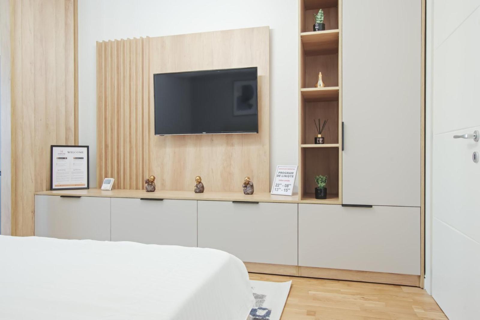 Himson-Blue Apartament Iasi Buitenkant foto